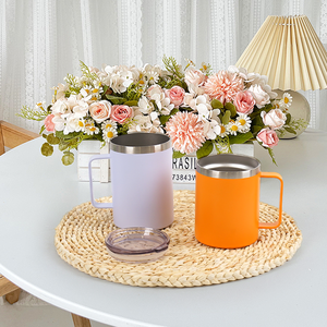 Gobelet isotherme tendance en acier inoxydable personnalisé pour enfants, idéal pour les mariages, les fêtes, le café glacé, disponible en 12oz, 14oz, 16oz, 24oz, avec design. - Product Image 4