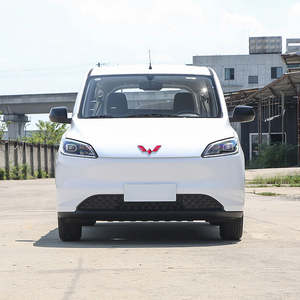 <span class=keywords><strong>Furgonetas</strong></span> Wuling Rongguang 2024 Coches Nuevos Mini Van <span class=keywords><strong>de</strong></span> Carga EV para Pasajeros Monovolumen <span class=keywords><strong>de</strong></span> <span class=keywords><strong>7</strong></span> Asientos - Product Image 2