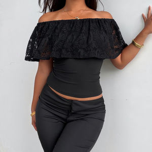 Chemisier d'été pour femme, coupe ajustée, à manches courtes, épaules dénudées, avec dentelle et volants, style mode urbaine - Product Image 5