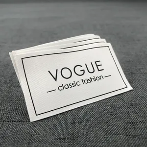 Etichette di marca di nuovo Design all'ingrosso design personalizzato logo di marca etichetta di abbigliamento privato tessuta per accessori di abbigliamento