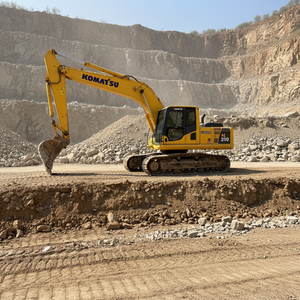 Maquinaria de Construcción Usada Destacada, Excavadora de Orugas <span class=keywords><strong>Komatsu</strong></span> PC200 210 <span class=keywords><strong>230</strong></span>, <span class=keywords><strong>Komatsu</strong></span> PC210MO Usada a Bajo Precio en Venta - Product Image 1
