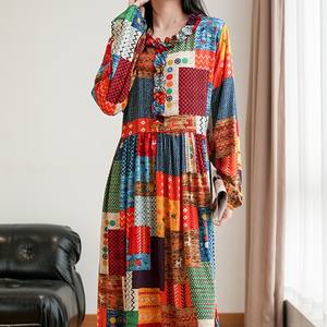 Fabricante de Vestidos Personalizados con Estampado OEM, Vestido Largo Vintage Exótico para Mujer, Camisón de Algodón Viscosa, Vestido Maxi con Estampado Floral - Product Image 4