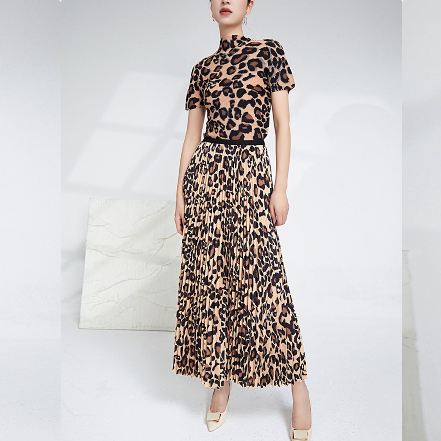 สีน้ำตาล