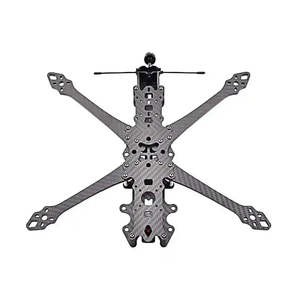 Centre d'usinage CNC 5 axes Open Fly Precision pour accessoires de drone à liaison en fibre de carbone - Product Image 3