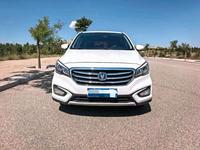 Voiture d'occasion premium à essence Changan Lingxuan 2017 2018 1.6L Modèle de base 7 places Manuelle Monospace Économe en carburant Voiture d'occasion pas chère à vendre