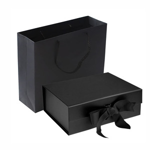 Kotak hadiah magnetis hitam Logo kustom tas hadiah dan kotak hadiah pita Eco ukuran Medium untuk ulang tahun pernikahan Natal dan Tahun Baru - Product Image 1