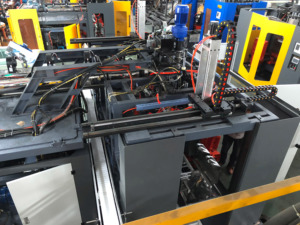 Máy thổi chai nhựa <span class=keywords><strong>HDPE</strong></span> sản xuất tại Trung Quốc, công suất 3L 5L, dùng cho chai nhựa <span class=keywords><strong>HDPE</strong></span> - Product Image 4