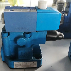 Válvula Solenoide Vickers DG4V5-6CJ-M-U-H6-20 315 Bar 160 L/min Control Hidráulico - Product Image 1