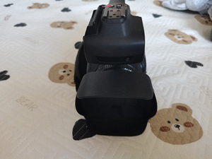 กล้องวิดีโอพกพา Cannon XA30 ซูมออปติคอล 20 เท่า ความละเอียด 1080P Full HD ระดับมืออาชีพ - Product Image 4