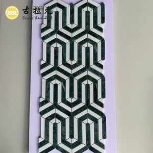 Mosaico de Mármol Verde <span class=keywords><strong>Alpi</strong></span> Verde y Blanco, Forma Irregular Única para Pared y Suelo de Baño y Cocina - Product Image 1