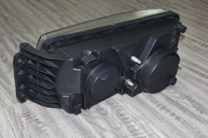 High-quality Wholesale Bulb-type Dual-lens Headlight Assembly for <strong>IVECO</strong> <strong>Truck</strong> 504020189 504020193 - Product Image 4