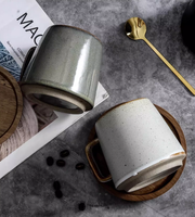 Service à thé et tasses à café en grès céramique, style vintage, avec glaçure réactive, plateau en bois – Article cadeau fantaisie à prix abordable