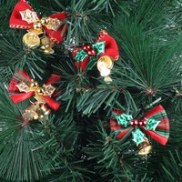 Adornos Navideños con Campanas, Decoraciones Colgantes para Árbol de Navidad de Tela a Cuadros, Lazo con Hojas de Ajenjo para Decoración del Hogar en Fiestas Navideñas