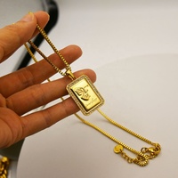 Vente en gros de pendentif diamant rectangulaire en acier inoxydable avec boîte plaquée or chaîne collier accessoire de bijouterie pour anniversaire mariage