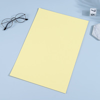 Papier couleur 120g A3 A4 de haute qualité pour l'emballage, l'impression, l'artisanat, les étiquettes suspendues et les cartes de table