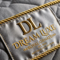 Étiquettes de matelas en satin brillant haut de gamme, lettres entrelacées personnalisées, étiquettes de logo en métal pour matelas d'hôtel