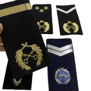 Épaulettes en métal faites à la main sur mesure, brodées avec des perles, pour accessoires d'uniforme de pilote - Vente en gros - Product Image 1