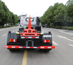4*2 Hook Arm Dump <strong>Garbage</strong> <strong>Truck</strong> 6CBM <strong>Garbage</strong> <strong>Truck</strong> Bin Lifter <strong>Garbage</strong> <strong>Truck</strong> <strong>Price</strong> - Product Image 4