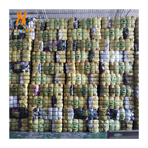 Abbigliamento Firmato di Seconda Mano <span class=keywords><strong>Online</strong></span>, Giacche Invernali da <span class=keywords><strong>Donna</strong></span> N(L WIN Jackets N) - Product Image 6