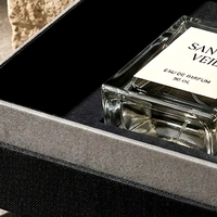 Boîte à parfum rigide noire de luxe personnalisée et écologique en deux parties avec couvercle relevable et insert ajusté pour emballage cosmétique et de parfums