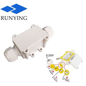 Venta al por mayor IP65 IP66 IP67 IP68 <span class=keywords><strong>caja</strong></span> de conector <span class=keywords><strong>exterior</strong></span> PA66 PC <span class=keywords><strong>caja</strong></span> de <span class=keywords><strong>conexiones</strong></span> eléctricas a prueba de agua - Product Image 1