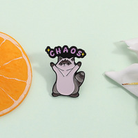 Mignon petit Panda forme anglais lettre Chaos broche raton laveur Animal métal doux émail épinglette
