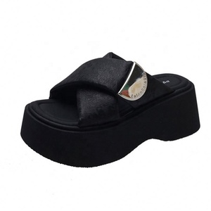 Nouvelles sandales d'été à plateforme et talons hauts de style français pour femmes, à bout ouvert, avec amorti, légères, idéales pour la plage et l'extérieur - Product Image 6