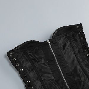 Elegante Completo Due Pezzi da Donna per Club e Feste, Top Corsetto Nero in Rete Senza Spalline Asimmetrico e Minigonna in <span class=keywords><strong>Tulle</strong></span> - Product Image 5