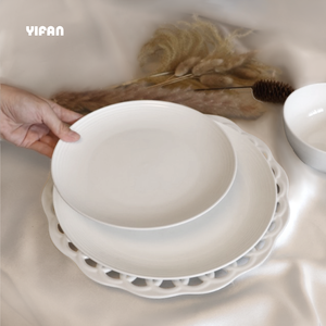 New Design Circular Horizontal LineWhite Porcelain Plates for Wedding High Quality Dinner Set Ceramic Plate - Product Image 2