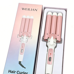เครื่องม้วนผมเซรามิกแบบ 3 แกน ขนาด 22 มม. 50 วัตต์ 200 องศาเซลเซียส ใช้ได้สองแรงดันไฟฟ้า พร้อมเทคโนโลยีเคลือบเซรามิกทนความร้อนสูง ช่วยให้ผมเรียบลื่น - Product Image 3