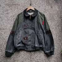 Blouson Bomber Gothique Avant-Gardiste en Similicuir avec Empiècements Effet Peau de Serpent, Ornements Métalliques Croisés, Détails Strass et Ourlet Élastique Personnalisé