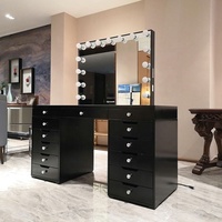Docarelife Coiffeuse Moderne avec Miroir Lumineux et Ports USB, Design Panneau, pour Chambre et Salon