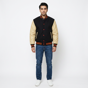 Blouson universitaire noir d'hiver pour homme avec manches en cuir, doublure matelassée, bordure côtelée rayée, respirant, 100 % coton, boutons recouverts - Product Image 1