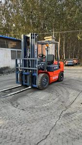 Montacargas Heli 30 de 3 Toneladas, Usado Certificado, en Excelentes Condiciones (99%), Motor e Hidráulica Completamente Inspeccionados, Listo para Trabajar - Product Image 3