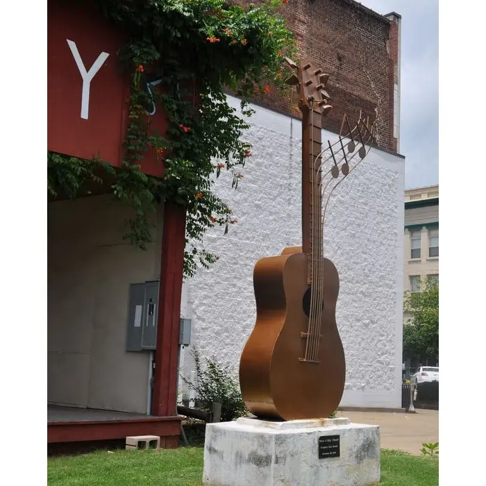 Decoración de arte al aire libre instrumento Musical escultura de guitarra de acero inoxidable