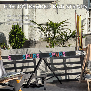สายสะพายกระเป๋าแบบไขว้ประดับลูกปัดแก้วสั่งทำพิเศษจาก AP CURATED COUTURE - ปรับได้ ทนทาน เป็นมิตรกับสิ่งแวดล้อม ทำด้วยมือ หรูหรา คลาสสิก ทันสมัย - Product Image 2