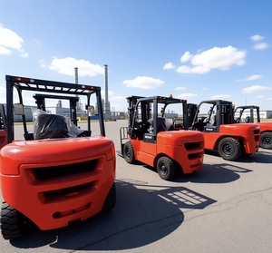 WEIRS Fabrieksdirecte verkoop van 8-tons, 10-tons, 12-tons logistieke speciale modellen met cabine en ruwterreinheftruck - Product Image 2