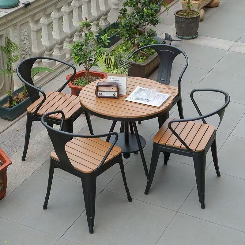 table 55cm diameter with 4 chairs