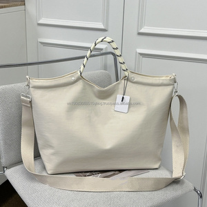 Sac de sport durable pour hommes et femmes, très vendu, grande capacité, tissu imperméable, avec compartiment à chaussures - Product Image 2