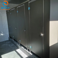 Panneaux alvéolaires légers en aluminium 0.50T pour décoration murale intérieure pour douches de salle de sport toilettes écoles Villas