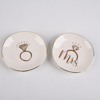 Vente en gros Assiette à bijoux en céramique moderne personnalisée avec bordure dorée Plateau à vaisselle pour présentoir à bagues avec logo personnalisé