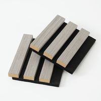 Panneau acoustique en lattes de bois avec support en fibre de polyester, panneau mural insonorisant pour la réduction du bruit dans les cinémas maison, les bureaux et les studios