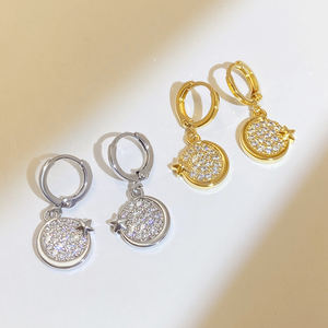 ชุดเครื่องประดับต่างหูชุบทองทรงเหรียญรูปดวงจันทร์พร้อมดาวไมครอนลูกบาศก์เซอร์โคเนีย - Product Image 4