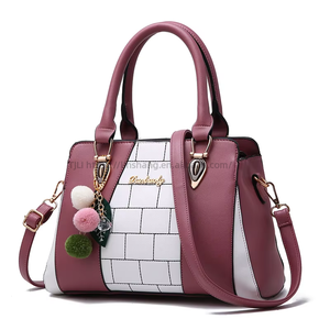 Nouveaux arrivages : sacs à bandoulière en gros, dernières créations de sacs fantaisie pour femmes, sacs à main avec pompons - Product Image 3