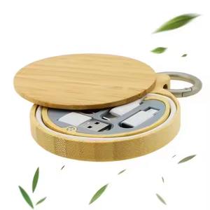 <span class=keywords><strong>DIKE</strong></span> Kit Adattatore Multi USB Best Seller con Scatola di Stoccaggio in Bambù e Kit Cavo Tascabile per Ricarica Rapida, Adattatore USB C a Type C/Micro - Product Image 3