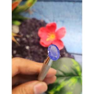 Tanzanita facetada en forma ovalada, una elección perfecta para joyería y éxito, con un peso de 7 quilates. - Product Image 1