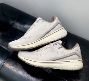 Calzado deportivo Ghost 15 de alta calidad para hombre y mujer, versátil, cómodo, ligero, transpirable, con forro de malla y cordones. - Product Image 6