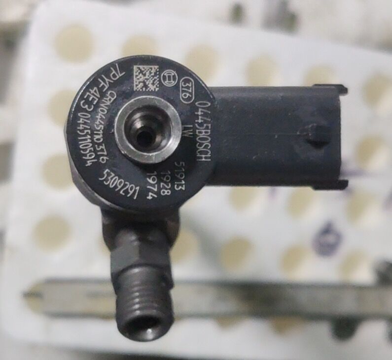 common rail fuel injector 0445110376 fuel injector for cummins injector