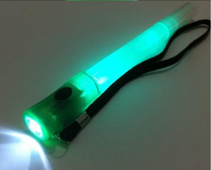 Giá Rẻ Khẩn Cấp Led Nhấp Nháy Thay Đổi Màu Sắc Glow Stick Đảng Còi Với Đèn Pin - Product Image 6