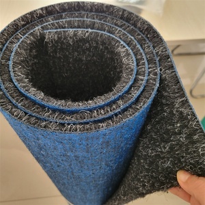 Alfombra de Velour Gris de 2x24m para Minería, Tapete Minero para Perú - Product Image 3